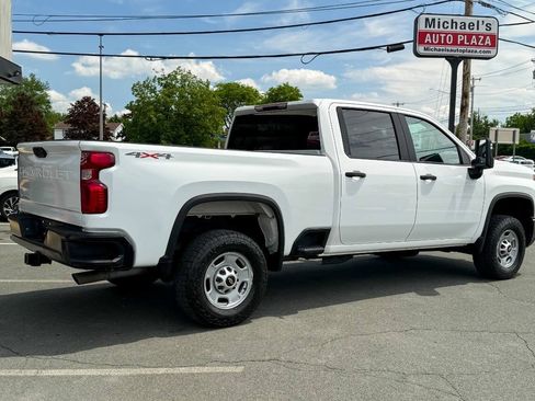 Used 2024 Chevrolet Silverado 2500 W/T AWD/4WD image 4
