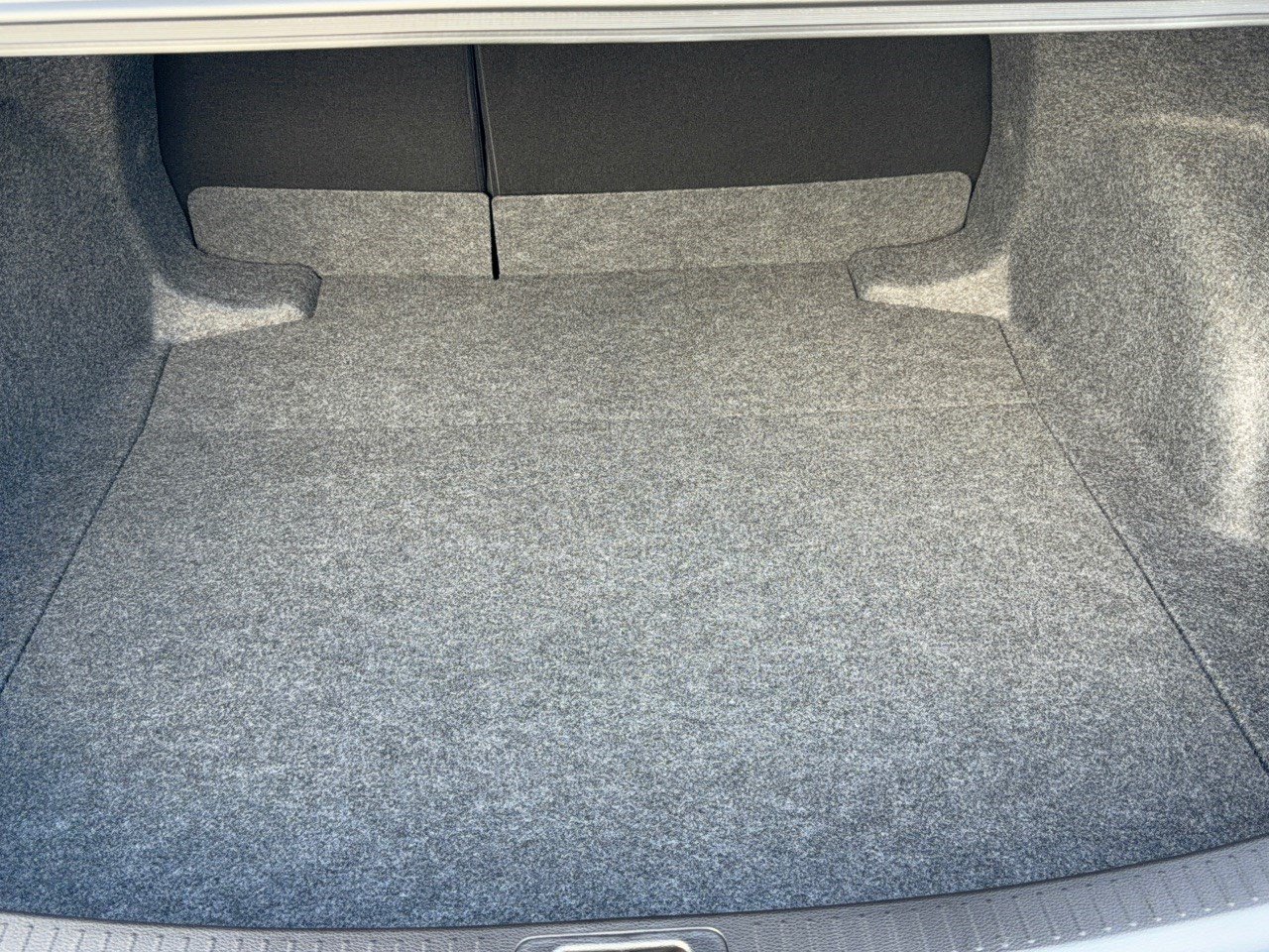 Certified 2026 Toyota Corolla LE FWD image 28
