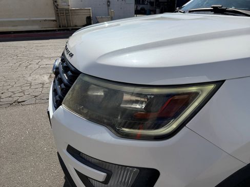 Used 2017 Ford Explorer Sport w/ Equipment Group 401A AWD/4WD image 9