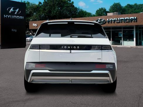 New 2025 Hyundai Ioniq 5 SEL image 6