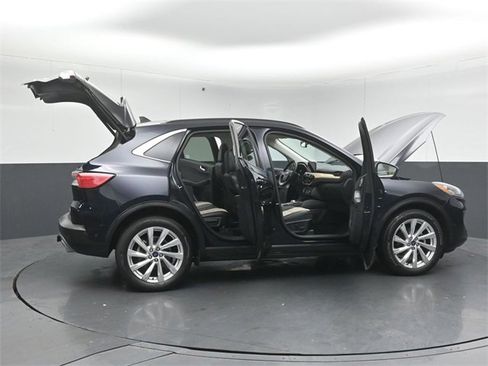 Certified 2021 Ford Escape Titanium w/ Titanium Elite Package image 58