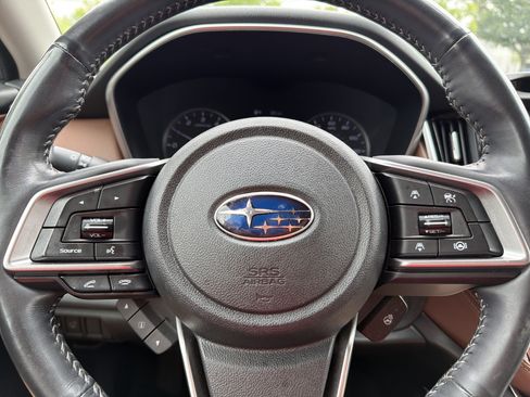 Used 2021 Subaru Outback Touring w/ Popular Package #2 AWD/4WD image 11