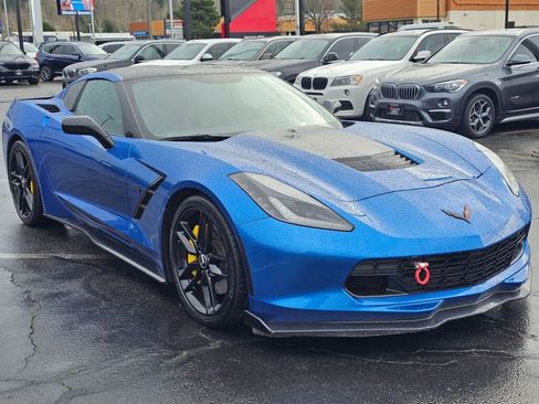 Used 2015 Chevrolet Corvette Stingray Coupe image 7