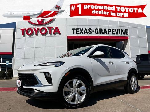 Used 2025 Buick Encore GX Preferred image 1