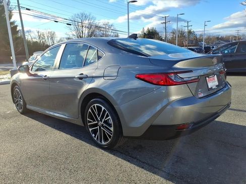 New 2026 Toyota Camry XLE image 7