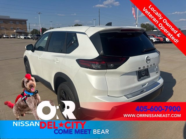 New 2026 Nissan Rogue SV AWD/4WD image 3