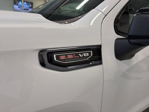 Used 2025 GMC Sierra 1500 AT4 w/ AT4 Premium Package AWD/4WD image 7
