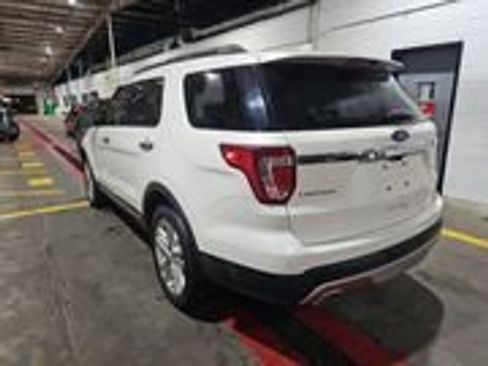 Used 2016 Ford Explorer Limited w/ Equipment Group 301A image 6