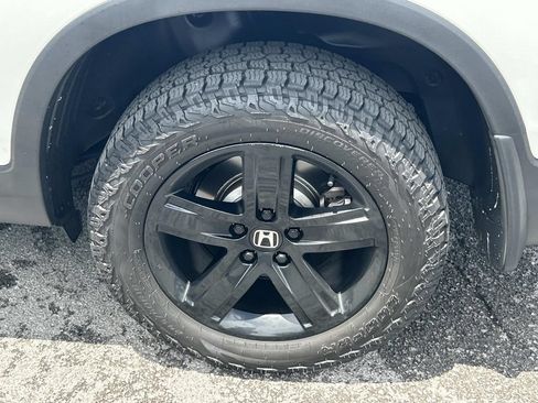 Used 2022 Honda Ridgeline Black Edition image 17