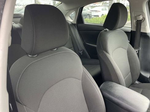 Used 2019 Kia Forte LXS image 25