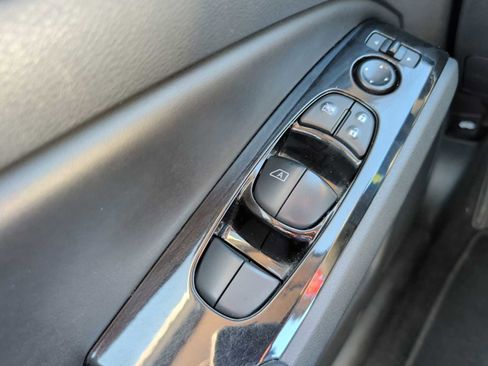 Used 2023 Nissan Altima 2.5 SV FWD image 15