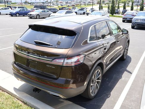 Used 2019 Lincoln Nautilus Reserve w/ Driver Assistance Package AWD/4WD image 10