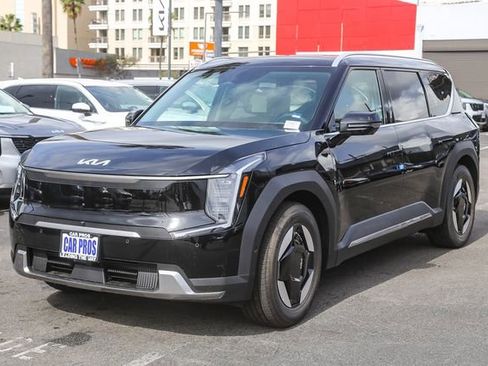 New 2026 Kia EV9 Wind image 12