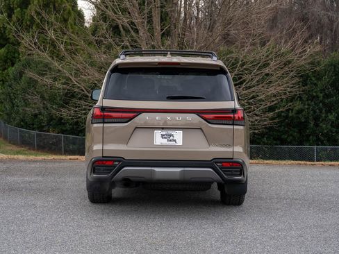 Used 2025 Lexus LX 700h Overtrail image 6