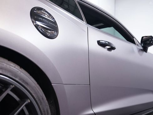 Used 2018 Chevrolet Camaro ZL1 image 23