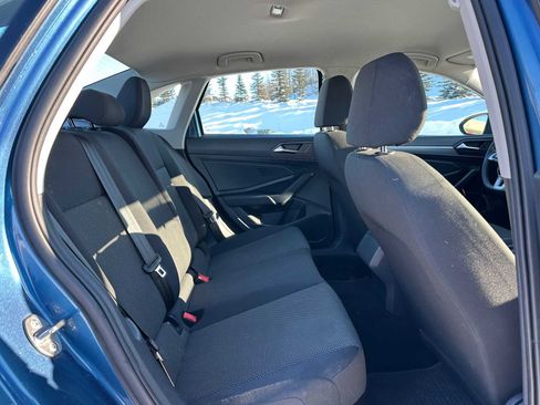 Used 2019 Volkswagen Jetta S image 11