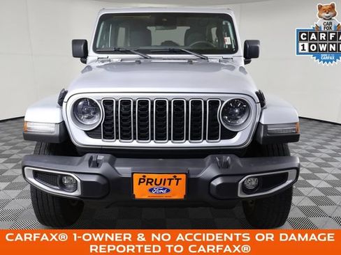 Used 2024 Jeep Wrangler Unlimited Sahara AWD/4WD image 3