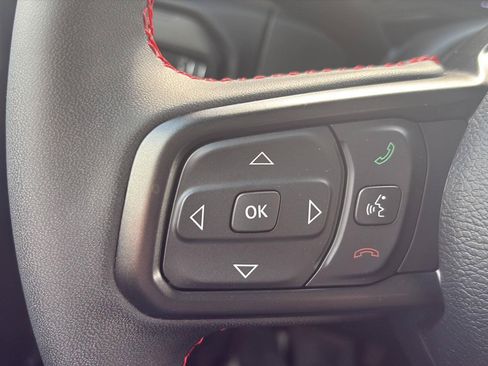 Used 2024 Jeep Gladiator Rubicon AWD/4WD image 44