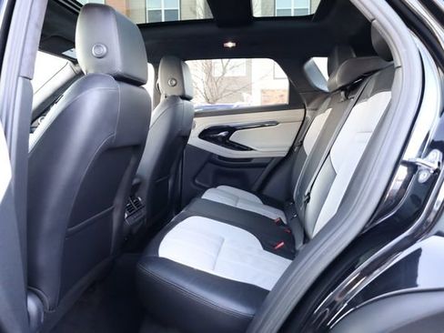 Used 2023 Land Rover Range Rover Evoque R-Dynamic SE image 22