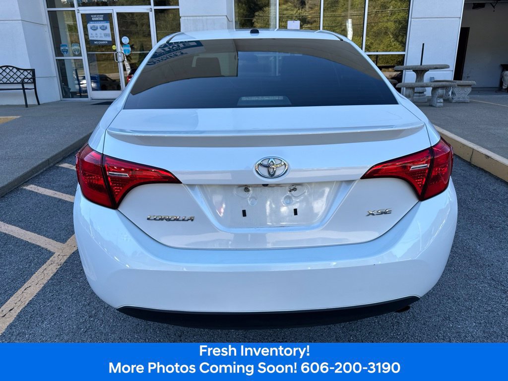 Used 2018 Toyota Corolla XSE FWD image 4