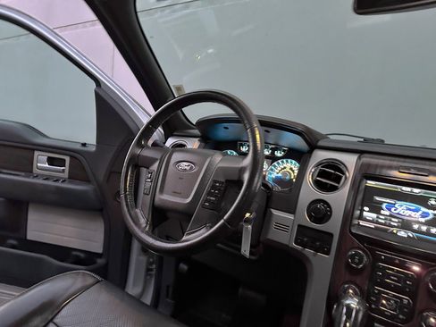 Used 2013 Ford F150 Lariat w/ Lariat Chrome Pkg image 28