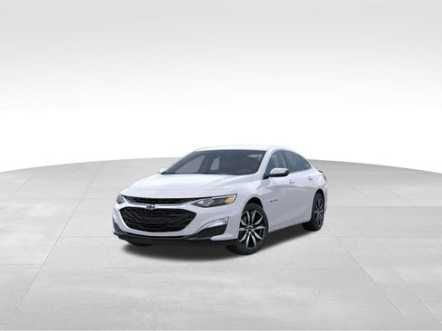 New 2025 Chevrolet Malibu RS FWD image 8