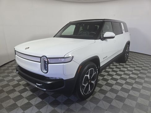 Used 2024 Rivian R1S Adventure AWD/4WD image 1