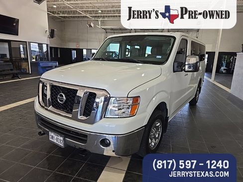 Used 2019 Nissan NV 3500 SL RWD image 1