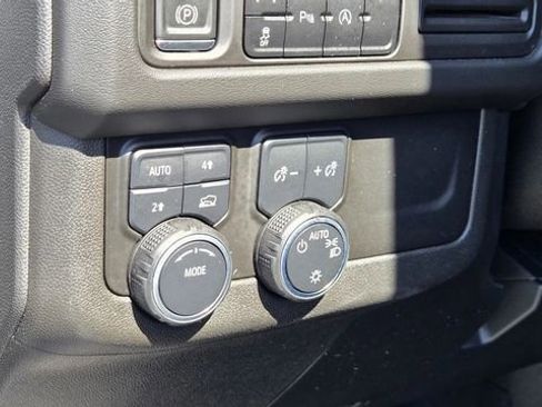 Used 2023 Chevrolet Tahoe RST AWD/4WD image 17