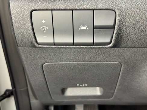 Used 2021 Kia Sportage LX image 16