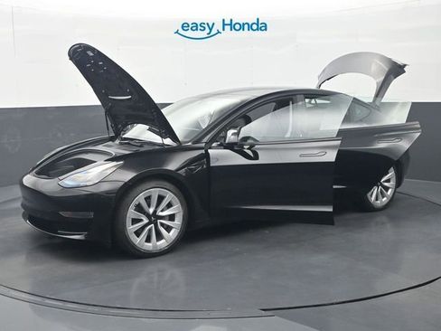 Used 2022 Tesla Model 3 Long Range AWD/4WD image 36