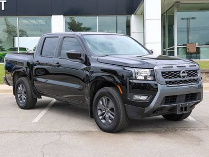Used 2025 Nissan Frontier SV w/ SV Convenience Package