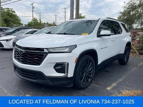 Used 2023 Chevrolet Traverse RS w/ LPO, Floor Liner Package AWD/4WD image 1
