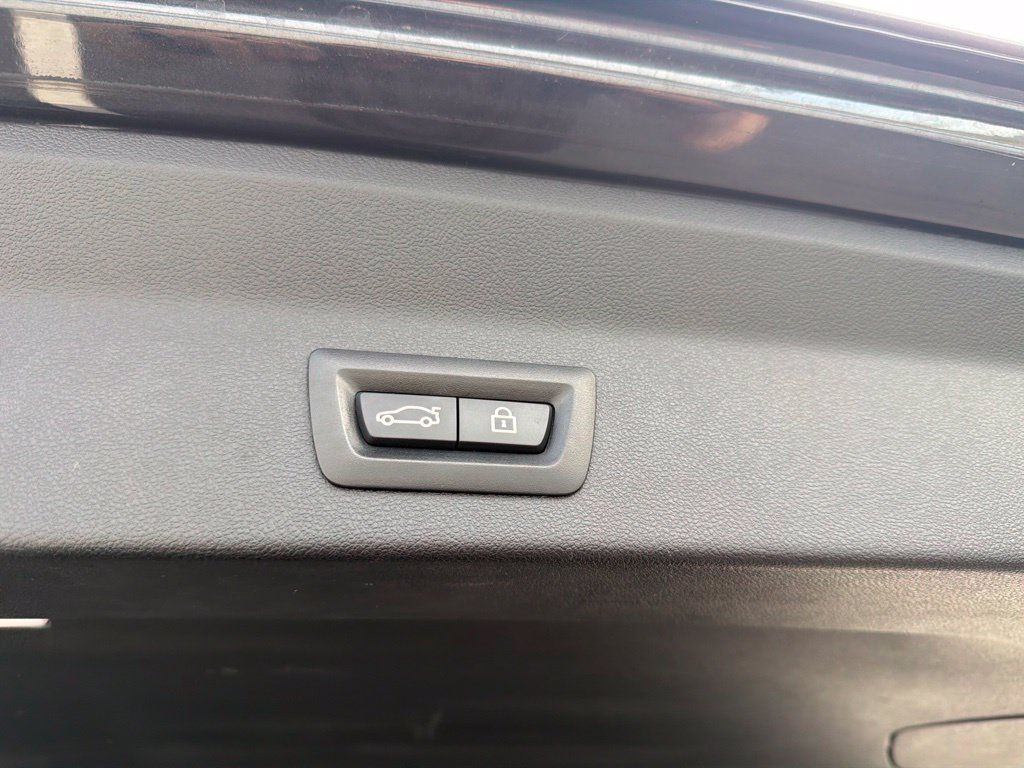 Used 2022 BMW X3 sDrive30i w/ Premium Package 2 RWD image 22