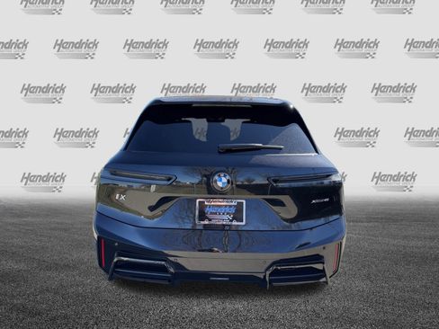 Used 2026 BMW iX xDrive45 image 9