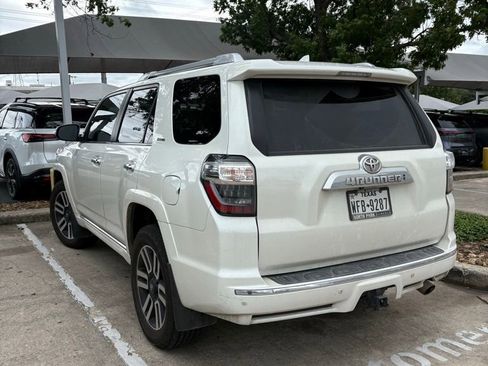 Used 2022 Toyota 4Runner Limited AWD/4WD image 3