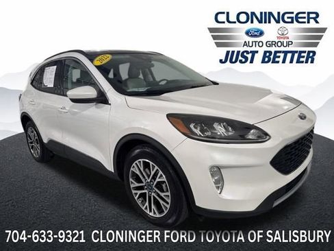 Used 2022 Ford Escape SEL w/ Technology Package FWD image 1