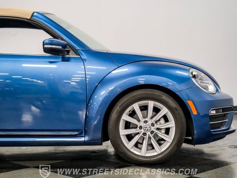 Used 2019 Volkswagen Beetle 2.0T Final Edition SEL image 31