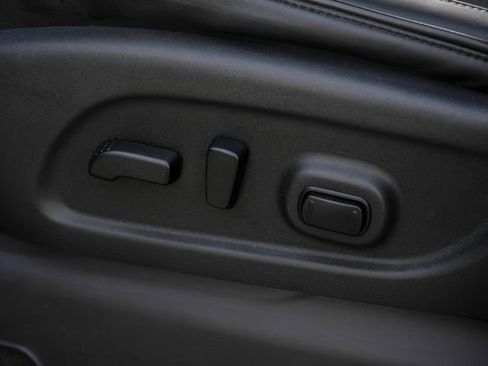 Used 2016 Nissan Titan PRO-4X image 23