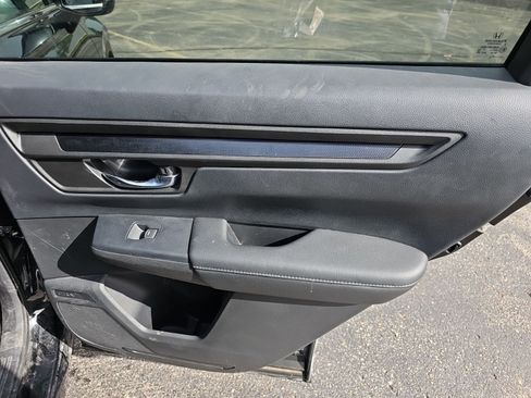 Used 2025 Honda CR-V LX image 16