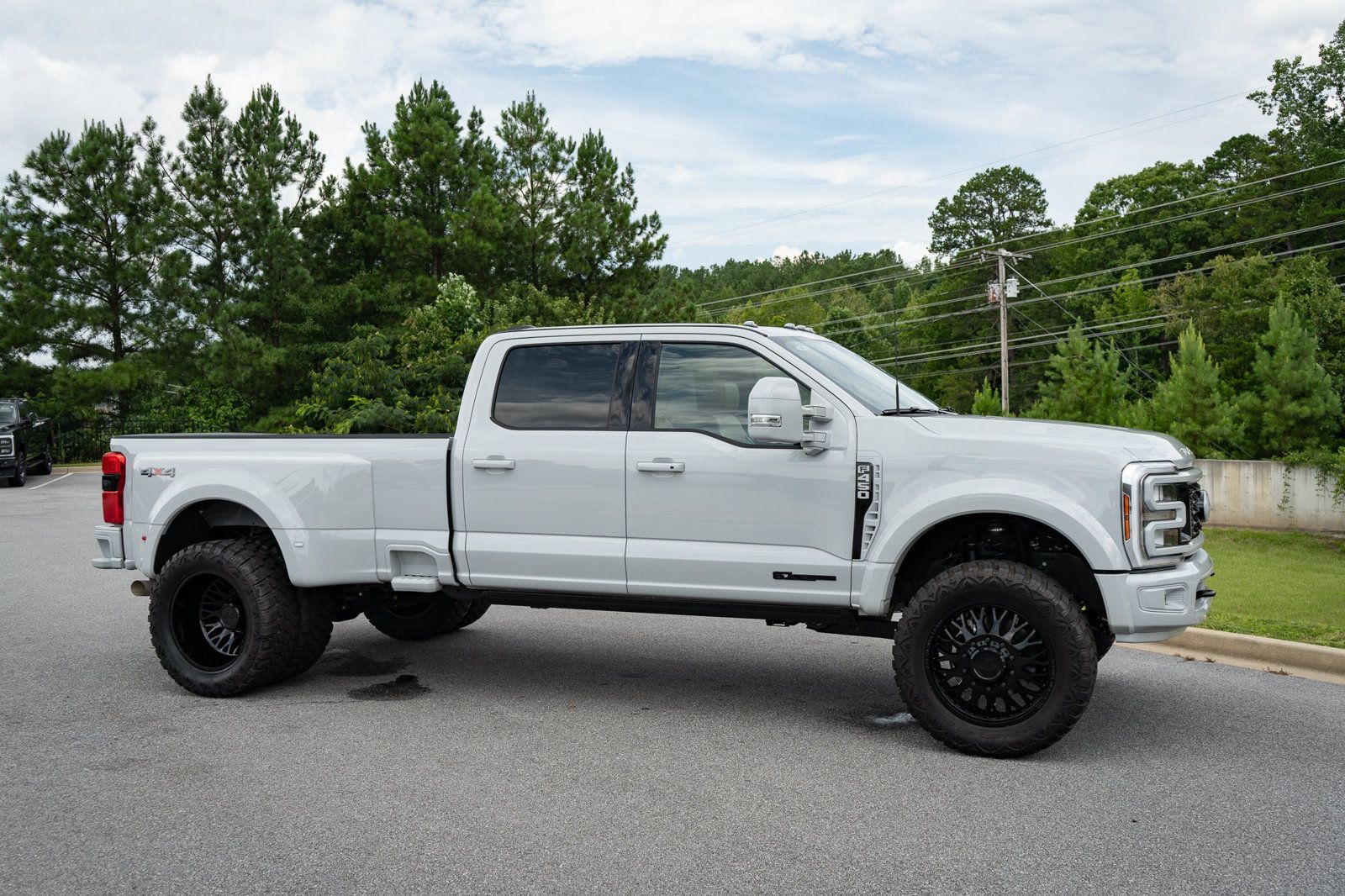 Used 2026 Ford F450 Lariat AWD/4WD image 27