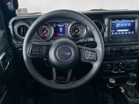 Used 2023 Jeep Wrangler Unlimited Sport AWD/4WD image 17