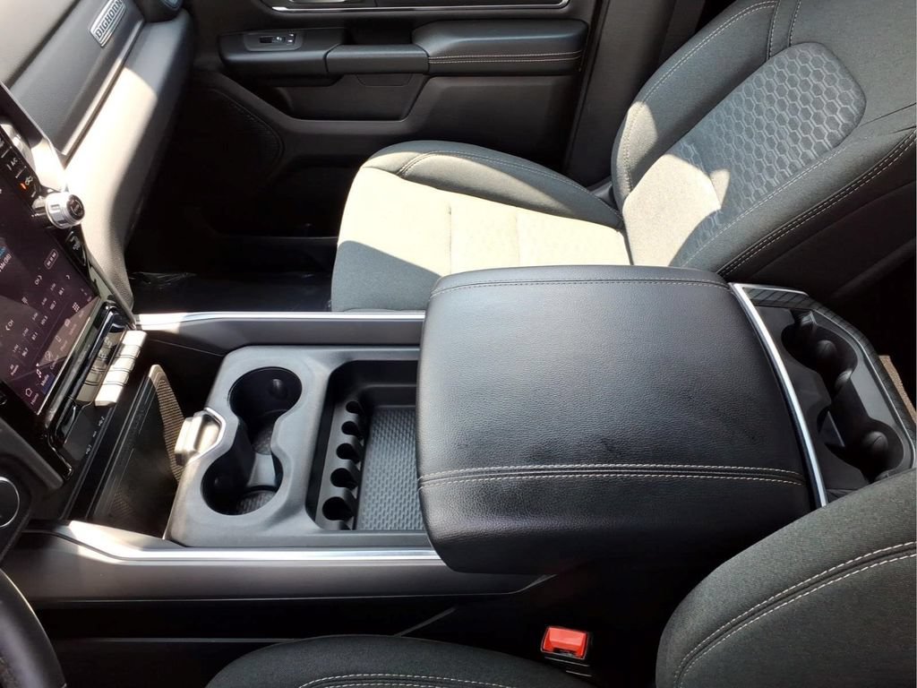 Used 2025 RAM 1500 Big Horn AWD/4WD image 14