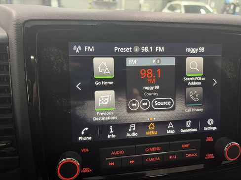 Used 2022 Nissan Frontier PRO-4X w/ Pro-4X Premium Package AWD/4WD image 20