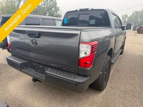Used 2019 Nissan Titan SL AWD/4WD image 5