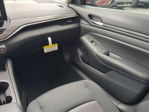 New 2025 Nissan Altima 2.5 SV w/ SV Special Edition Package image 15