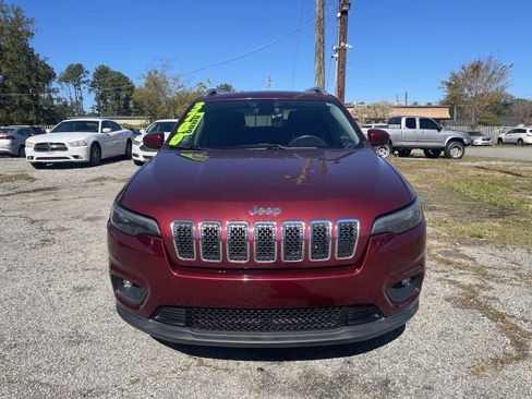 Used 2019 Jeep Cherokee Latitude w/ Popular Appearance Group image 3