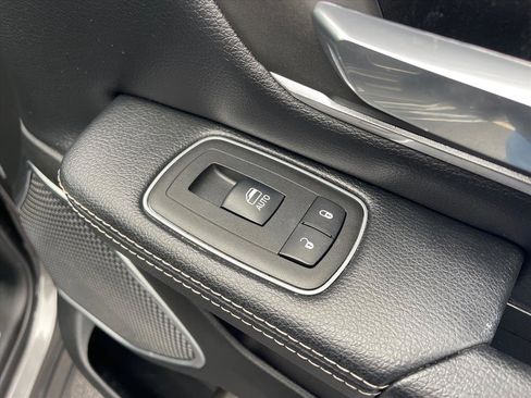 Used 2019 RAM 1500 Laramie w/ Sport Appearance Package image 20