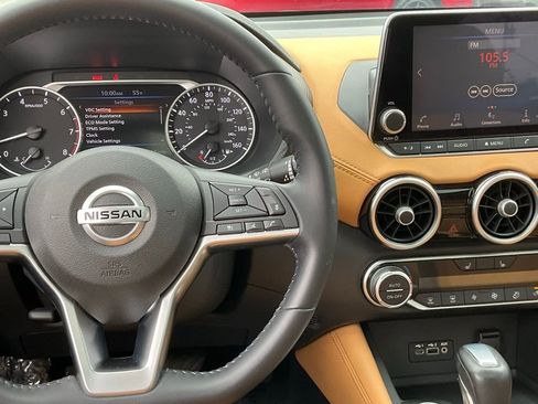 Used 2020 Nissan Sentra SV w/ SV Premium Package image 39