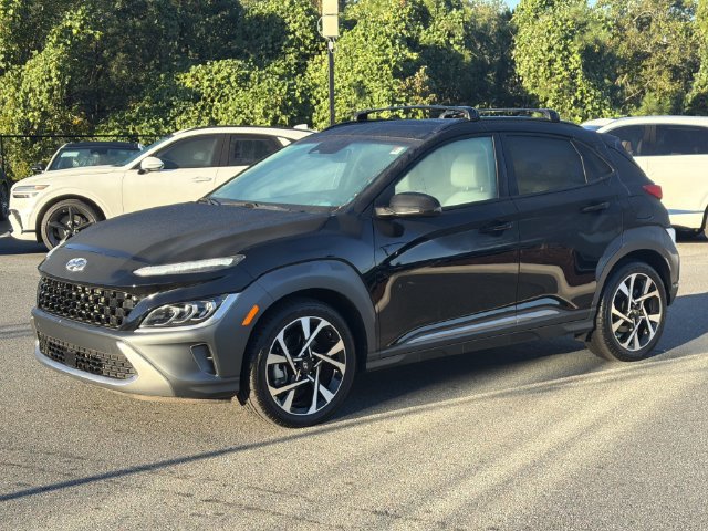 Used 2023 Hyundai Kona Limited FWD image 3